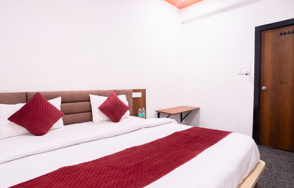 ROOMS_NAME