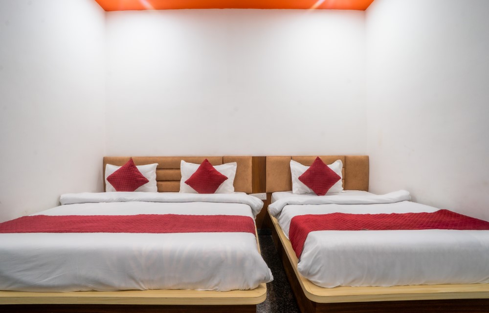 ROOMS_NAME